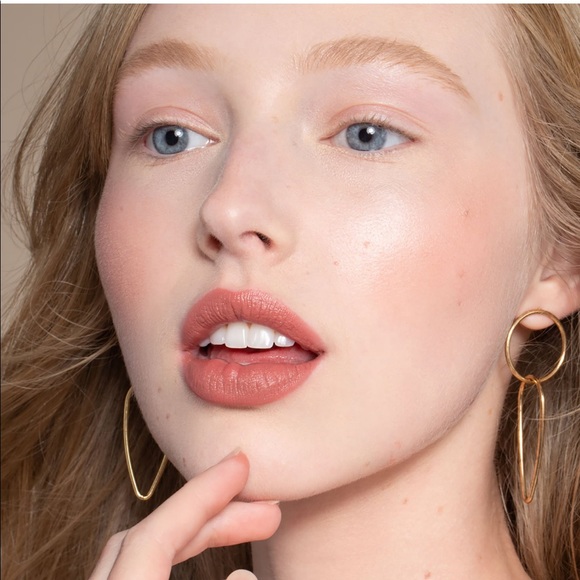 💄 BNIB ILIA Color Block Lipstick - Picture 3 of 4